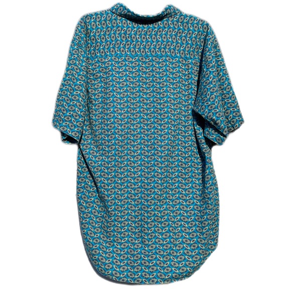 Casual Short Sleeve Button Down Shirt - Picture 6 of 7